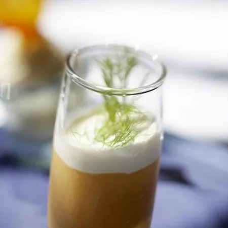 Hotel Logis Le Cheval Blanc 3*